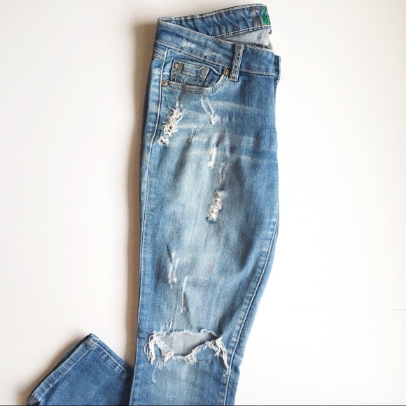 Garage mid-low rise ripped jeans in size 1 - Picture 3 of 10